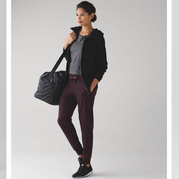 Lululemon Joggers Cotton Terry Sz 8 Black Cherry EUC Fleece Please Joggers - Picture 2 of 11